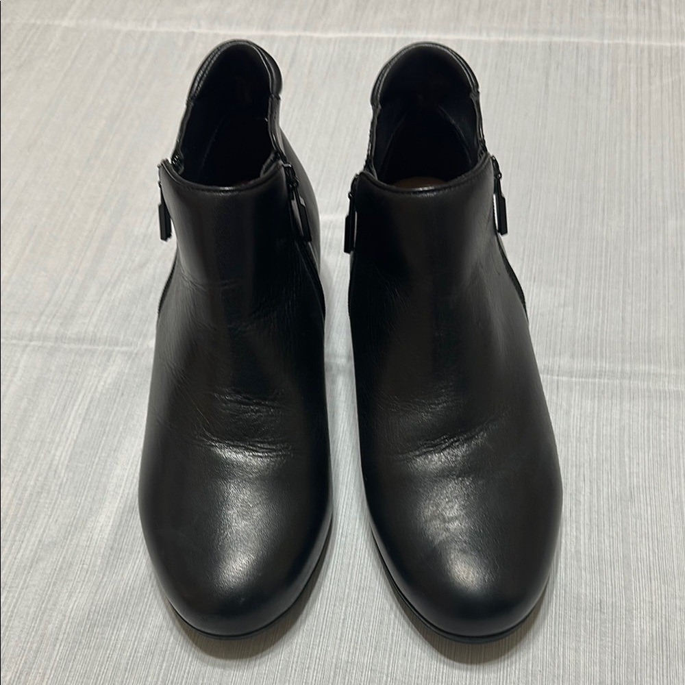 Trotters Black Ankle Booties with Polished Finish